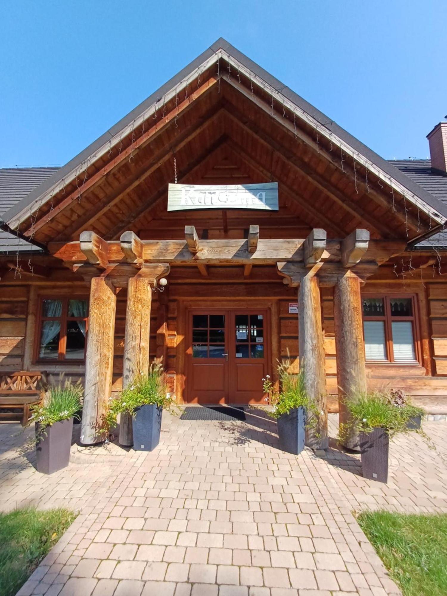 Hotel I Restauracja Borowianka Острув-Велькопольски Экстерьер фото